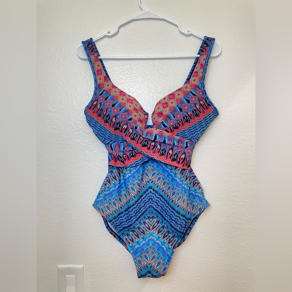 Miraclesuit Escape Casablanca Criss Cross One Piece Swimsuit Size 12 - Picture 3 of 11